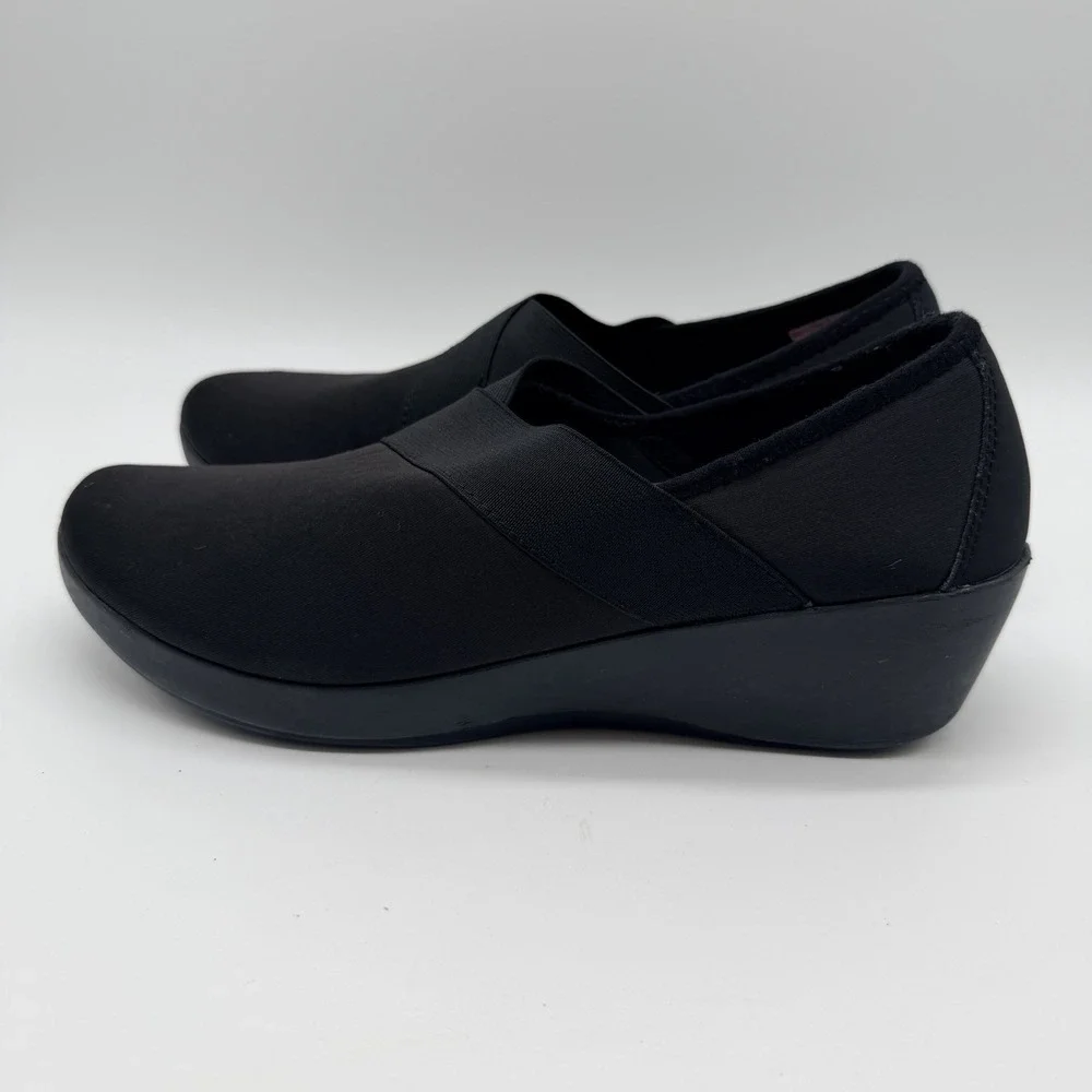 Crocs Shoes Women's Sz 10 Black Busy Day Wedge Heel Slip On Stretch Dual Comfort